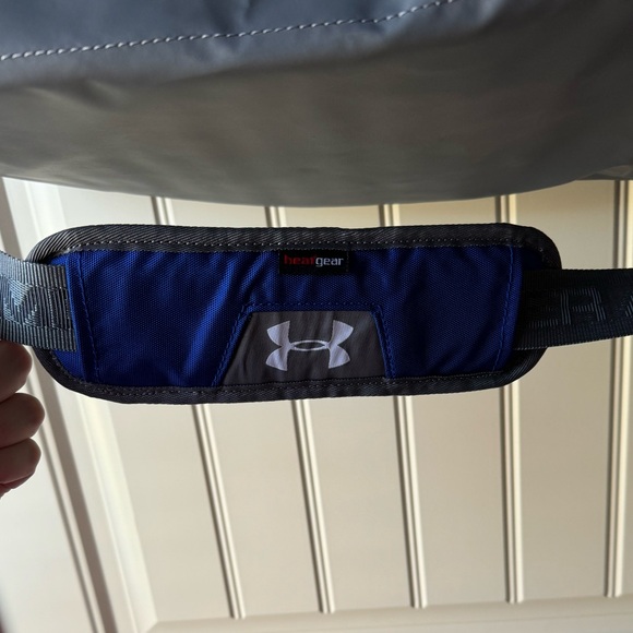 Under Armour duffle bag (NWOT) - Picture 2 of 8